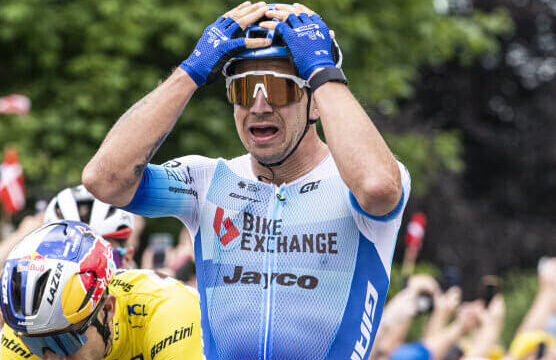 FOTO FINISH PARA GROENEWEGEN