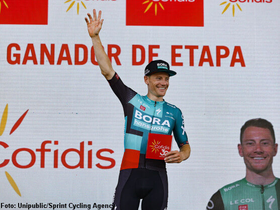 sam-bennett-vuelta-espana-et3a-2022-unipublic-wh